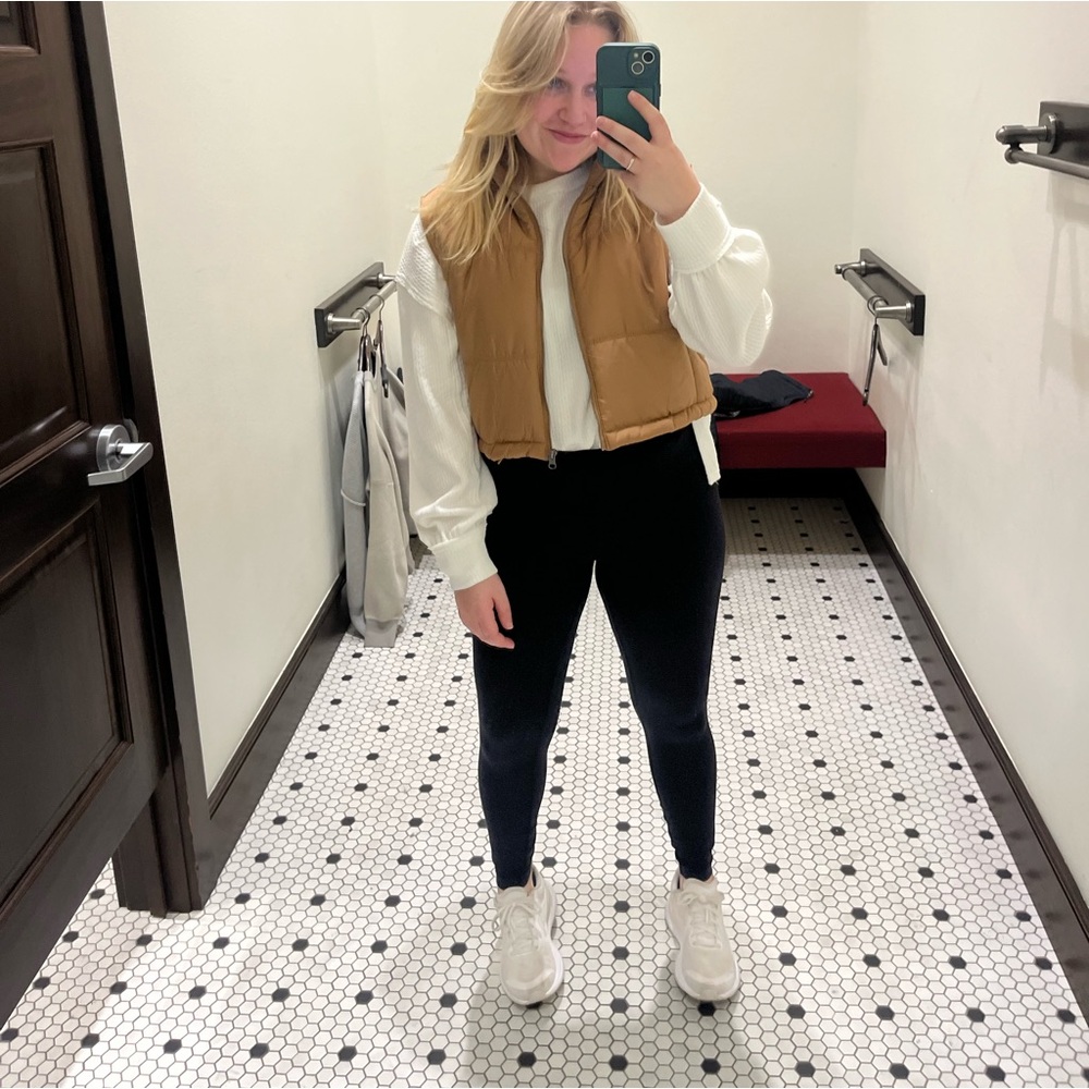 Meet your Posher, Maddie